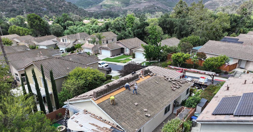 Roofing in progress by roofing contractor Casa de Oro.