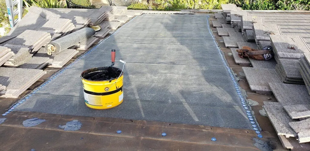 Roof Leak Repair After Felt Underlayment This is the roof leak repair after the felt underlayment has been installed and the side laps have been sealed down. The felt underlayment used is Malarkey Right Start UDL 40#. This is currently the best on the market, and has been for some time.